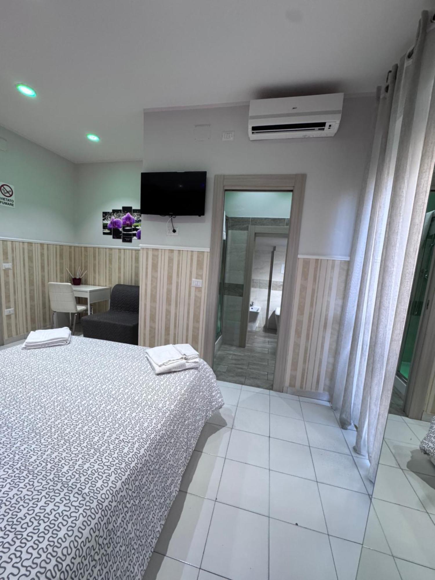 B&B La Ferrovia เบเนเวนโต ภายนอก รูปภาพ